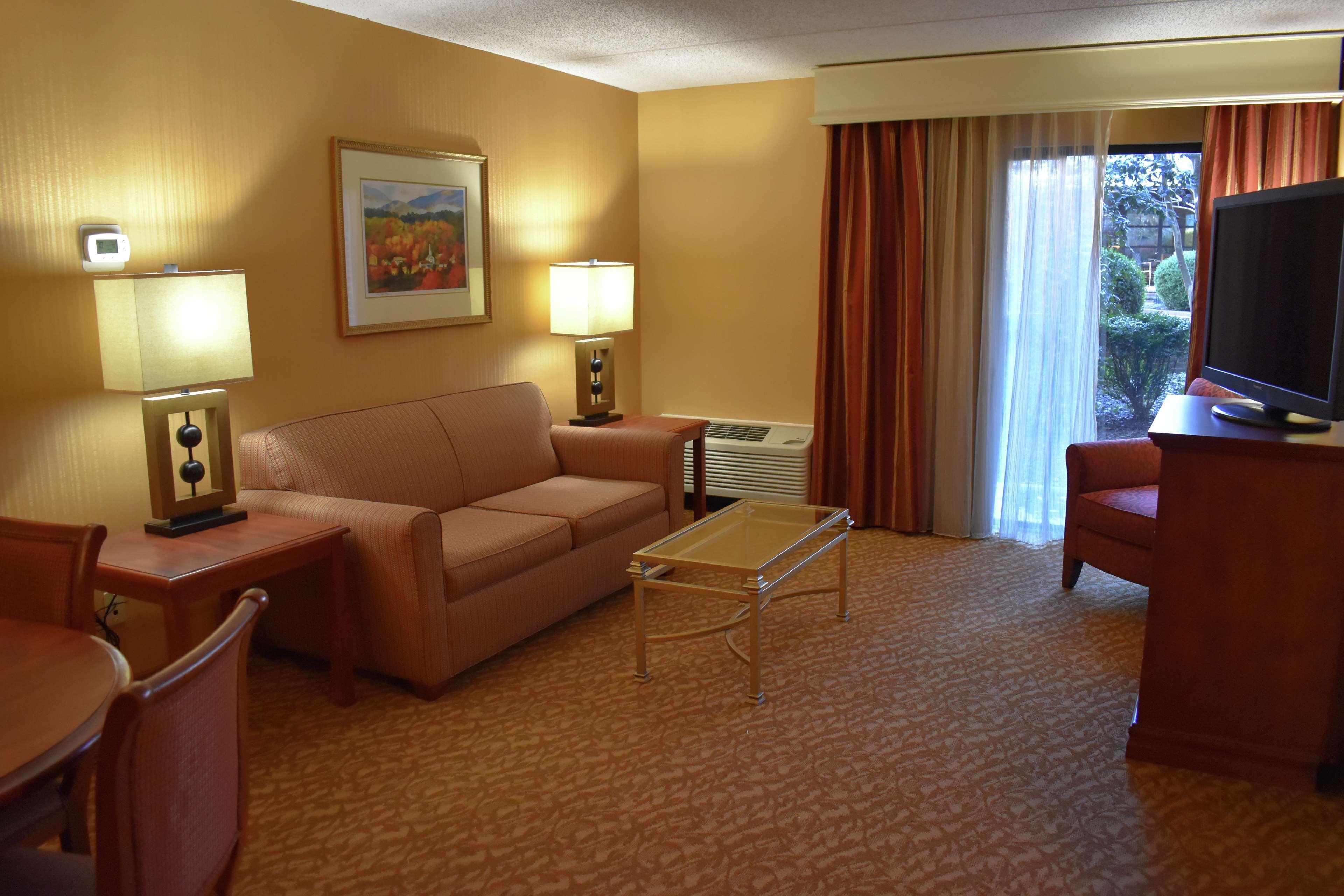 Doubletree By Hilton Biltmore/Asheville Exterior photo
