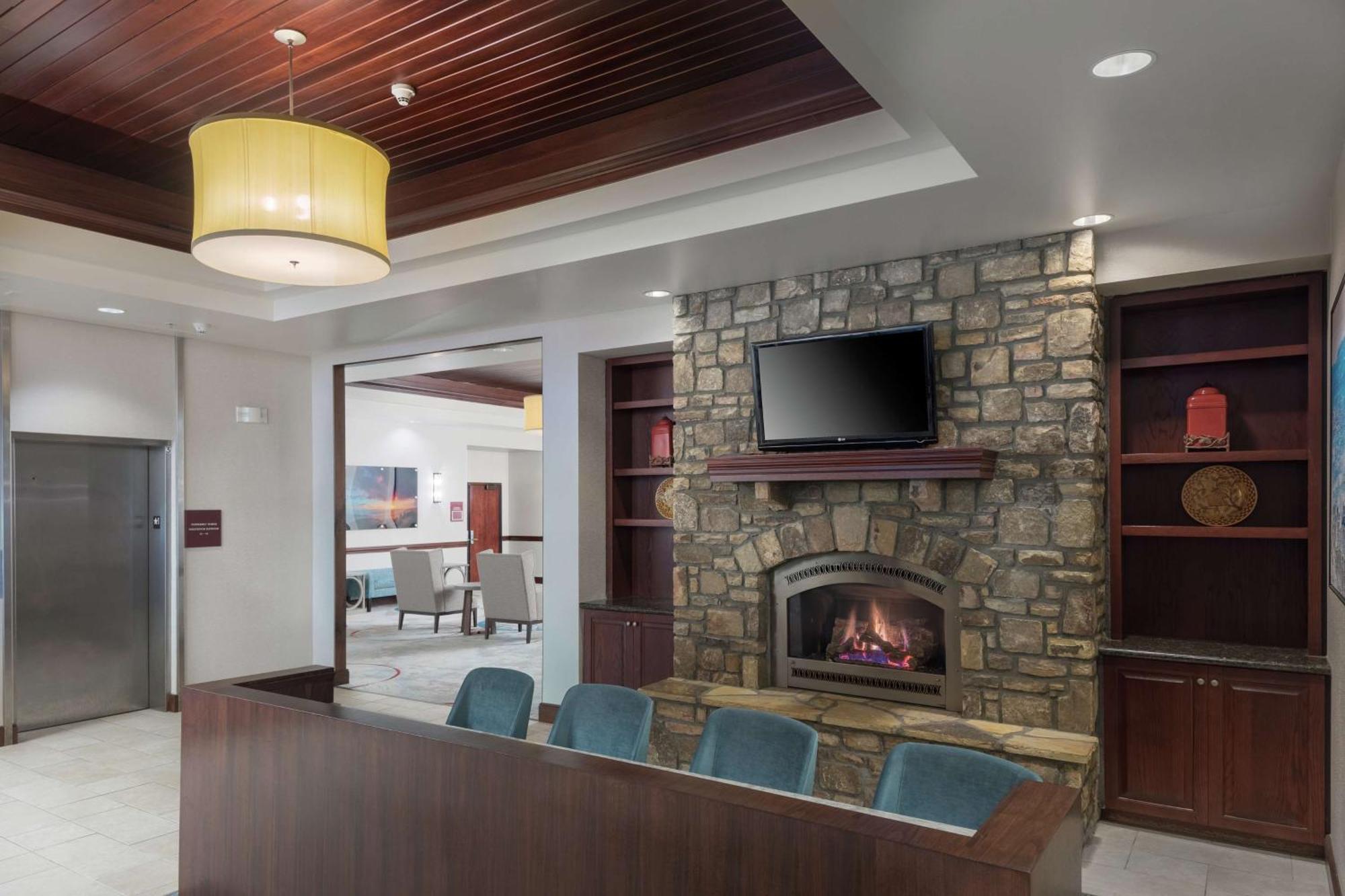 Doubletree By Hilton Biltmore/Asheville Exterior photo