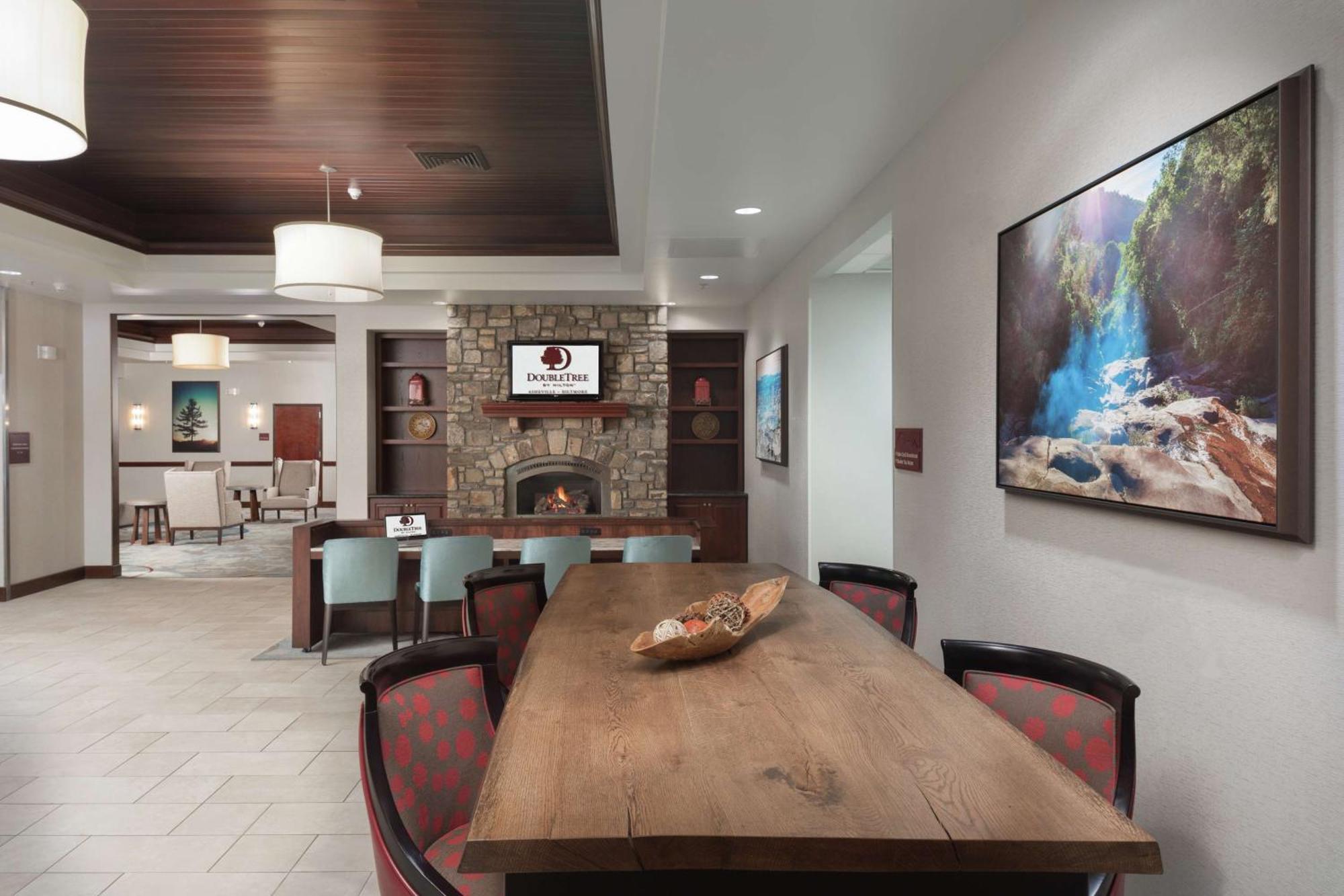 Doubletree By Hilton Biltmore/Asheville Exterior photo